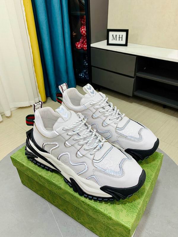 men gucci shoes-392